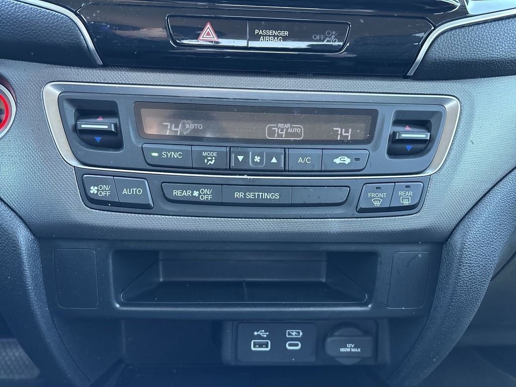 Used 2024 Honda Ridgeline Sport image 16