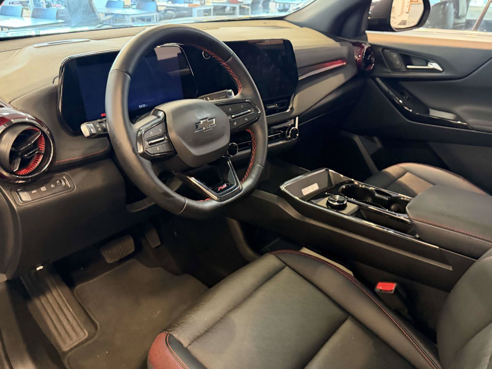 Certified 2026 Chevrolet Equinox RS w/ Safety and Technology Package AWD/4WD image 10