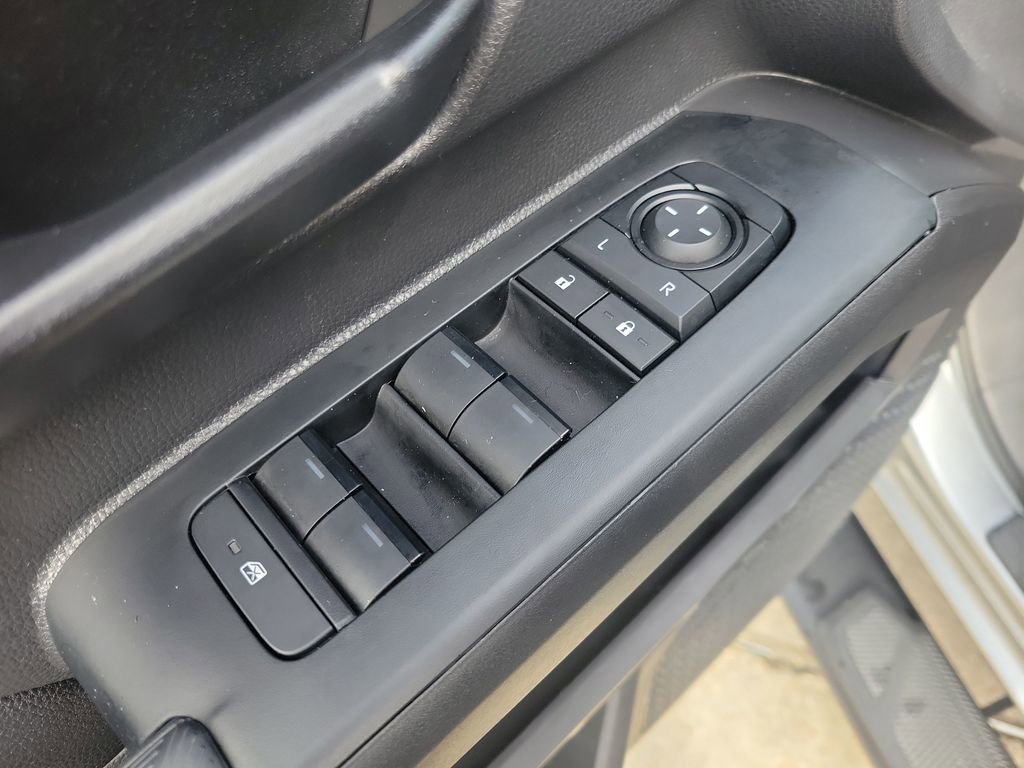 Certified 2025 Toyota Tacoma SR5 image 12