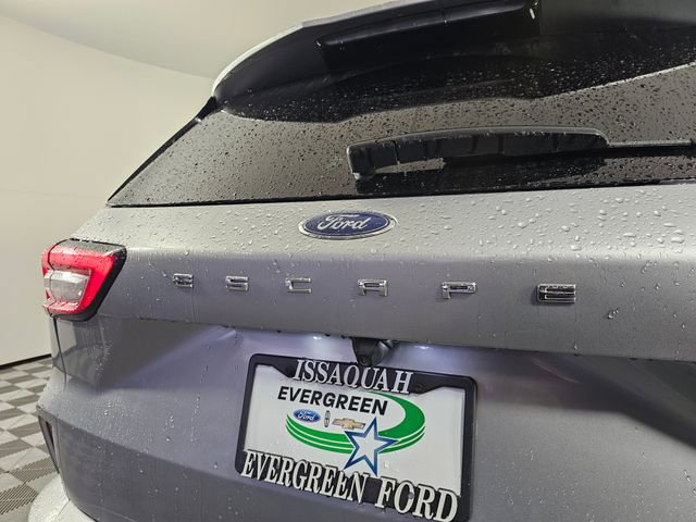 Used 2023 Ford Escape ST-Line image 16