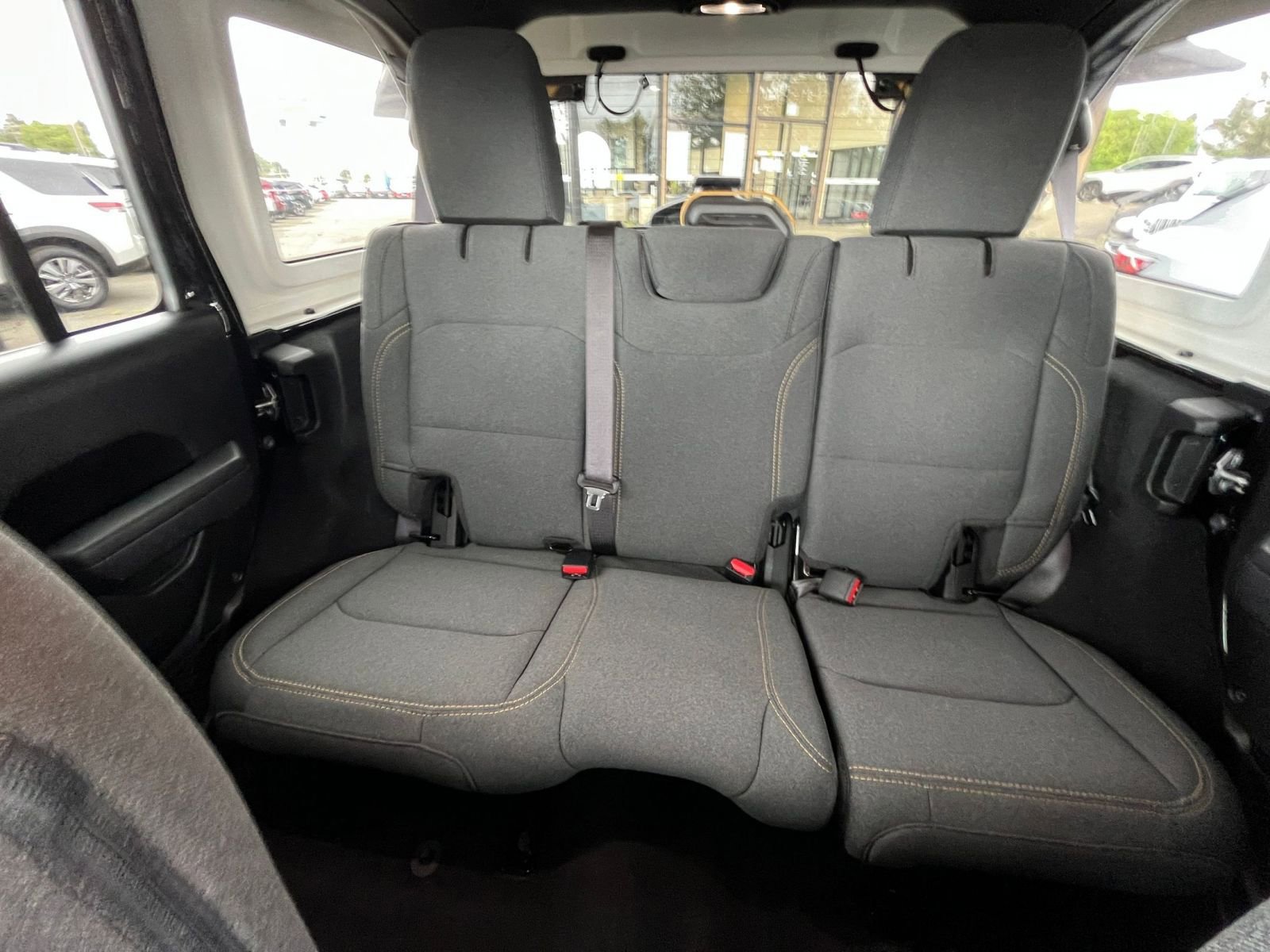 Used 2025 Jeep Wrangler Unlimited Sport AWD/4WD image 38