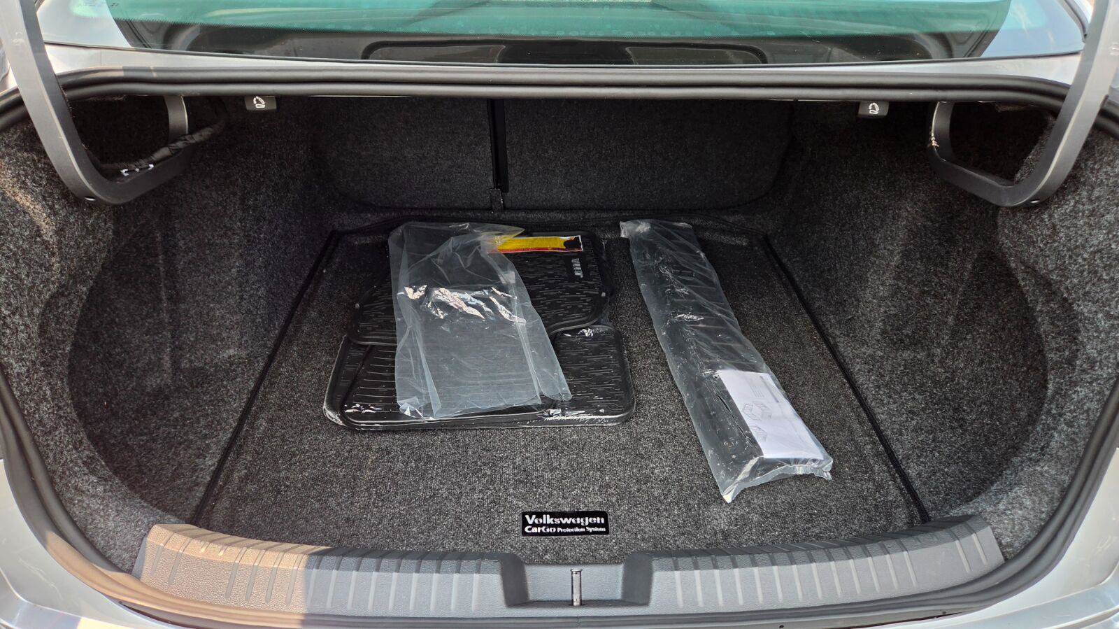 Certified 2025 Volkswagen Jetta Sport FWD image 55