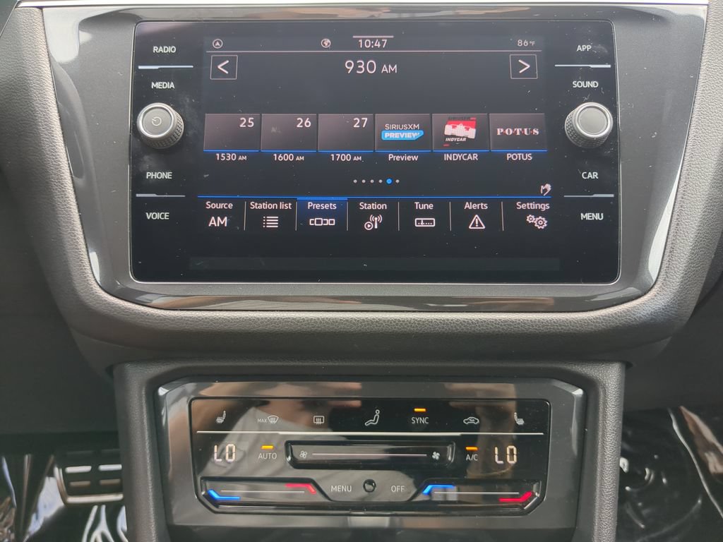 Certified 2023 Volkswagen Tiguan SE R-Line FWD image 21