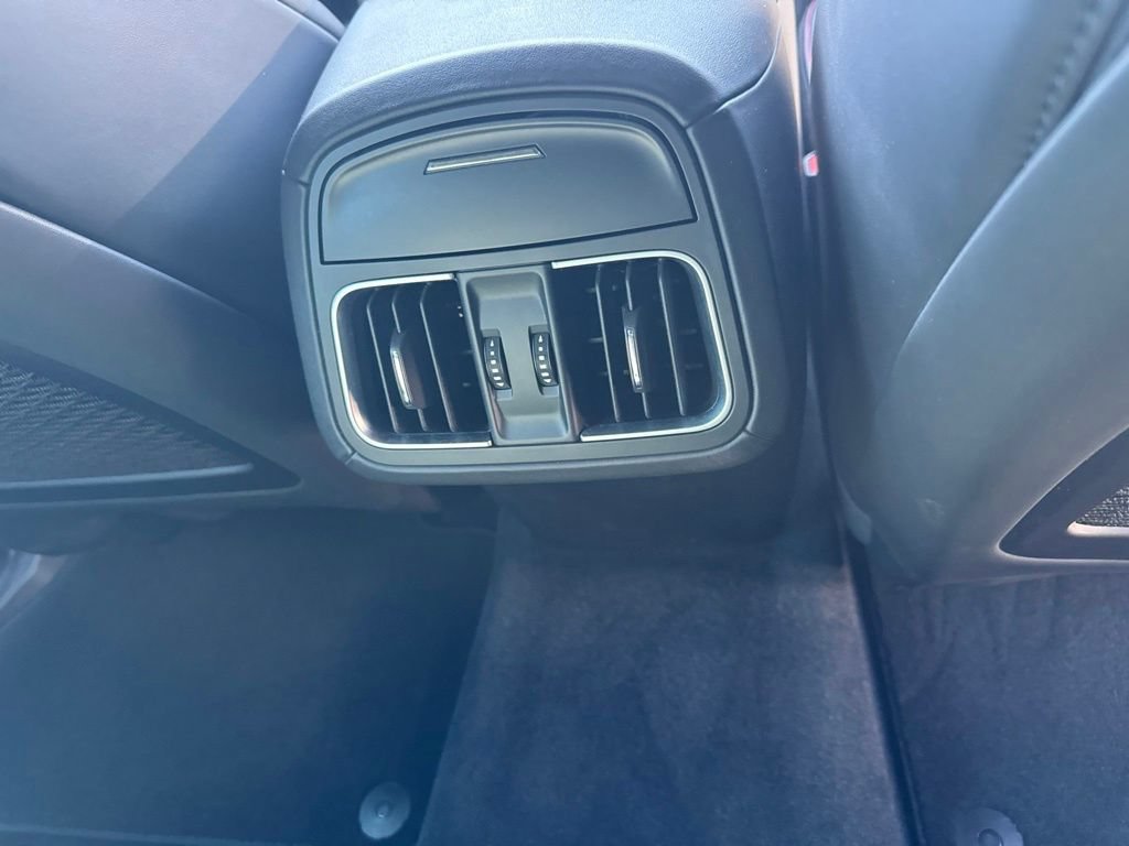 Used 2022 Maserati Levante Modena AWD/4WD image 11