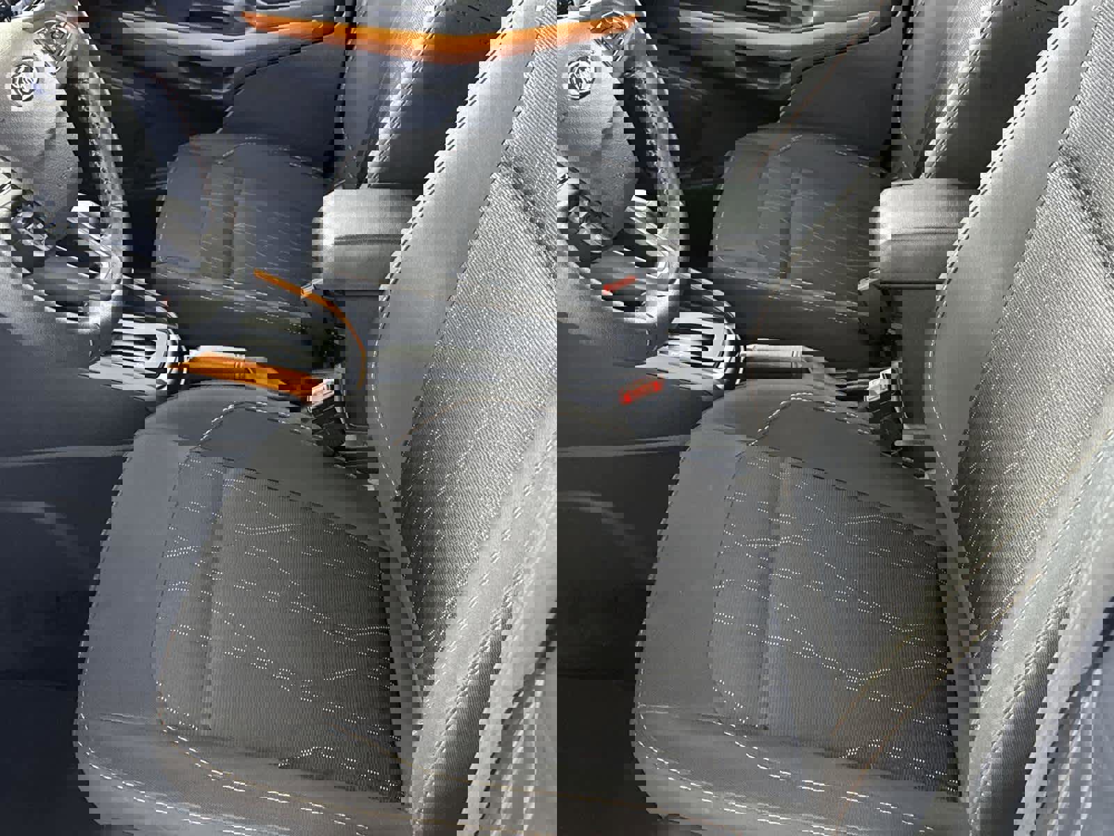 Used 2022 Ford EcoSport SE w/ SE Convenience Package image 11