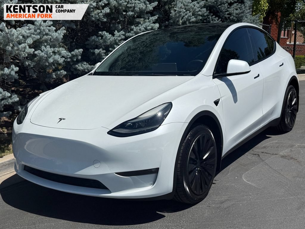 Used 2023 Tesla Model Y Long Range AWD/4WD image 3