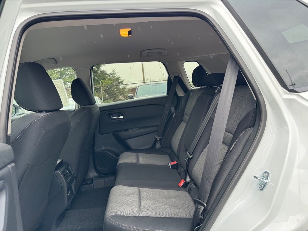 New 2026 Nissan Rogue SV image 12