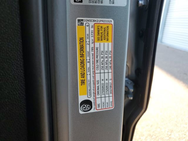 Used 2023 Chevrolet Suburban LS RWD image 30