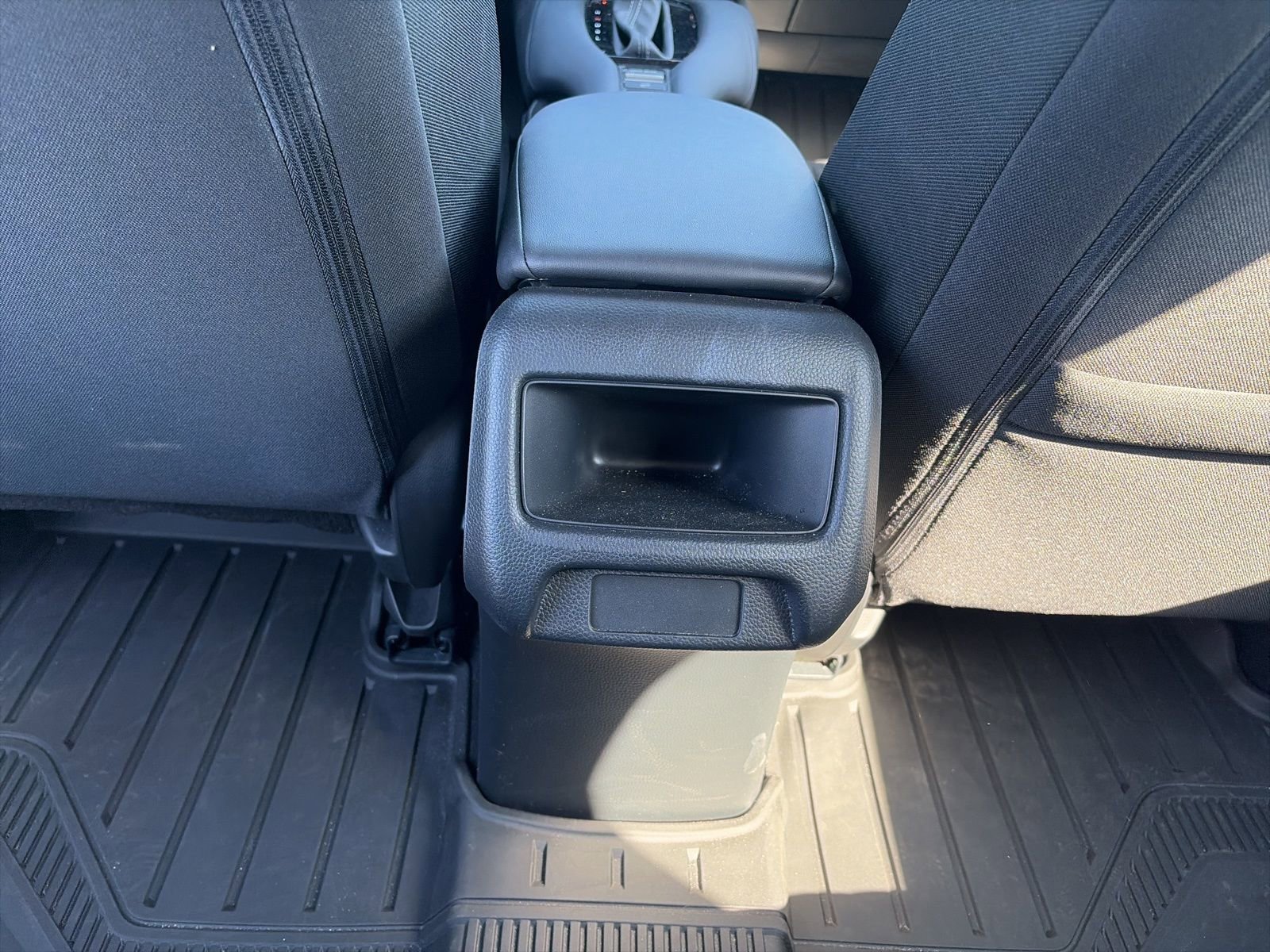 Used 2023 Honda HR-V LX image 10