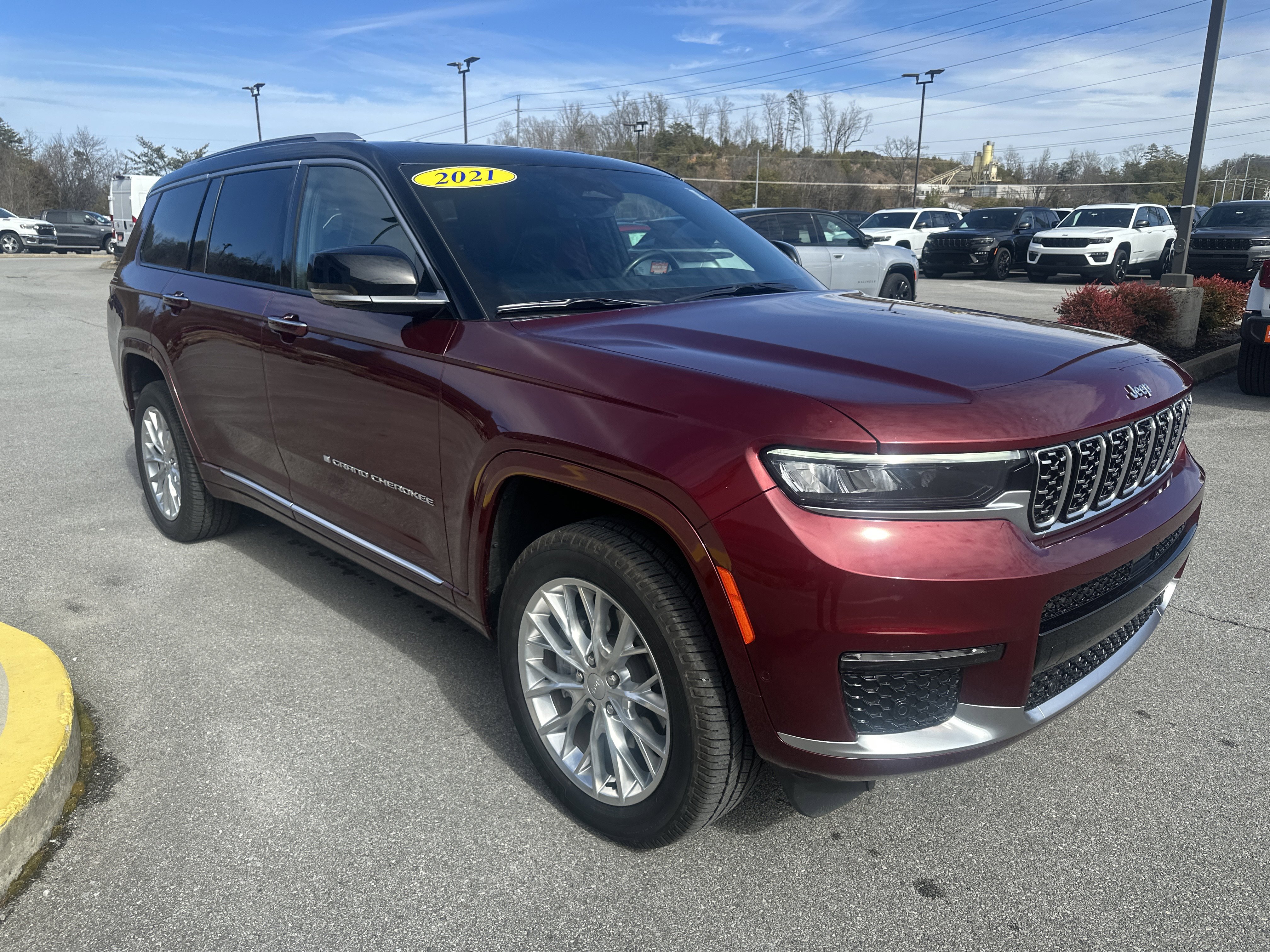 Used 2021 Jeep Grand Cherokee L Summit w/ Luxury Tech Group V image 4