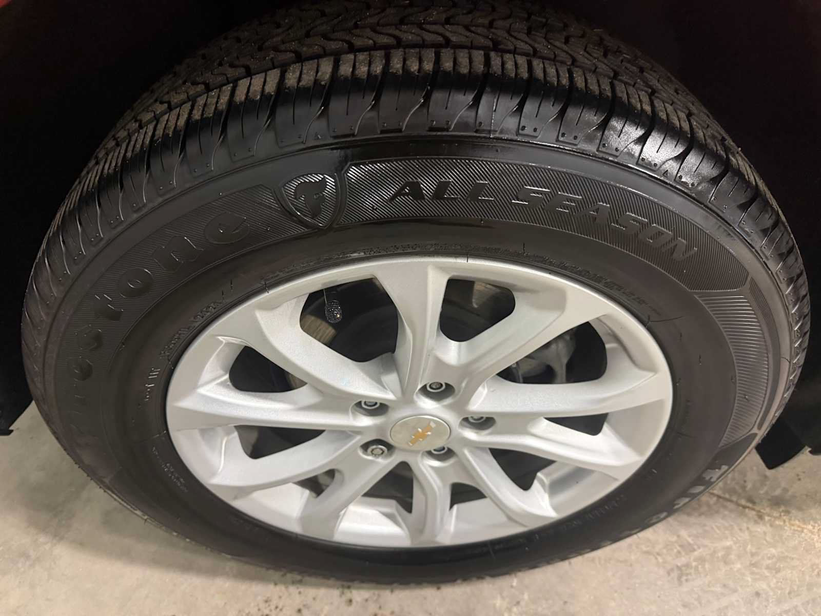 Used 2020 Chevrolet Equinox LT FWD image 13