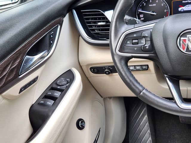 Used 2021 Buick Envision Avenir w/ Technology Package II AWD/4WD image 25