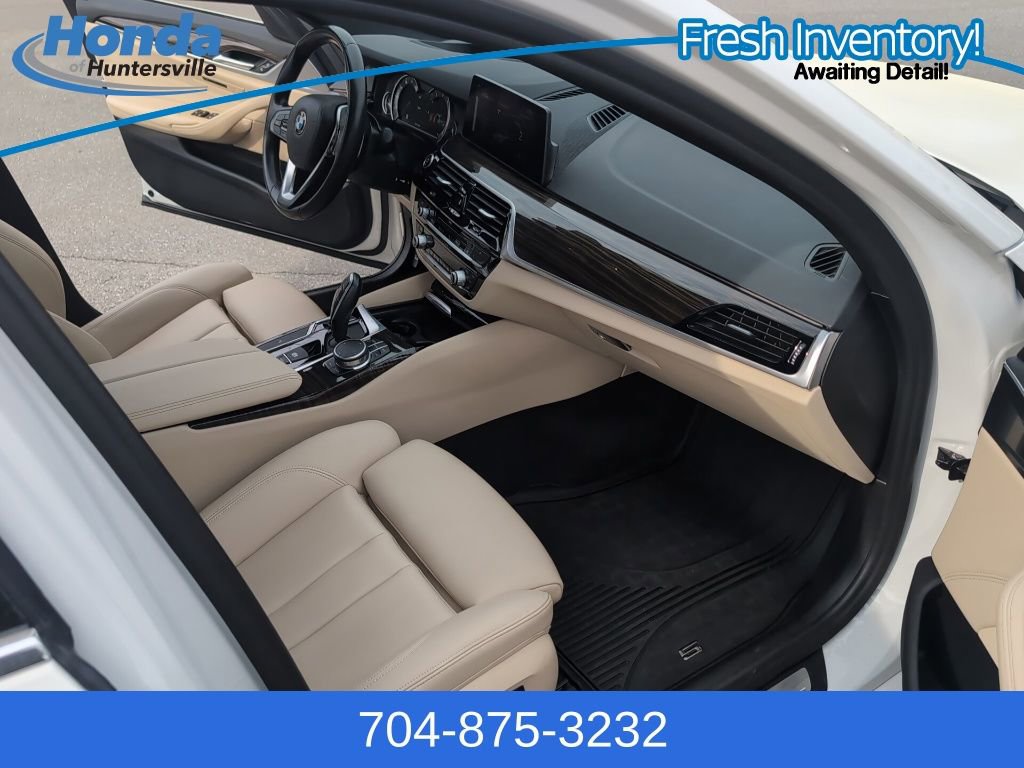 Used 2019 BMW 530i w/ Convenience Package image 15