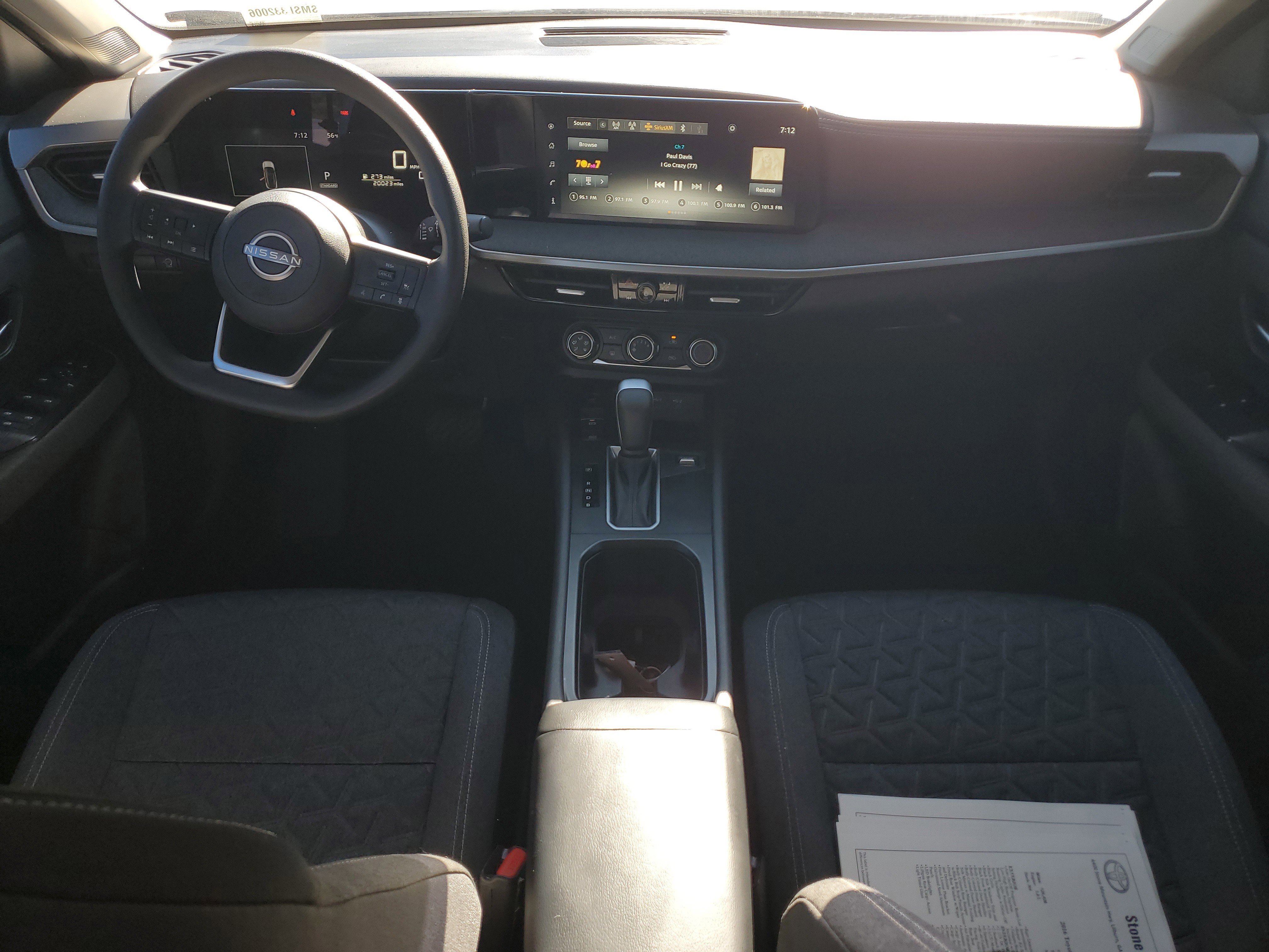 Used 2025 Nissan Kicks SV FWD image 14