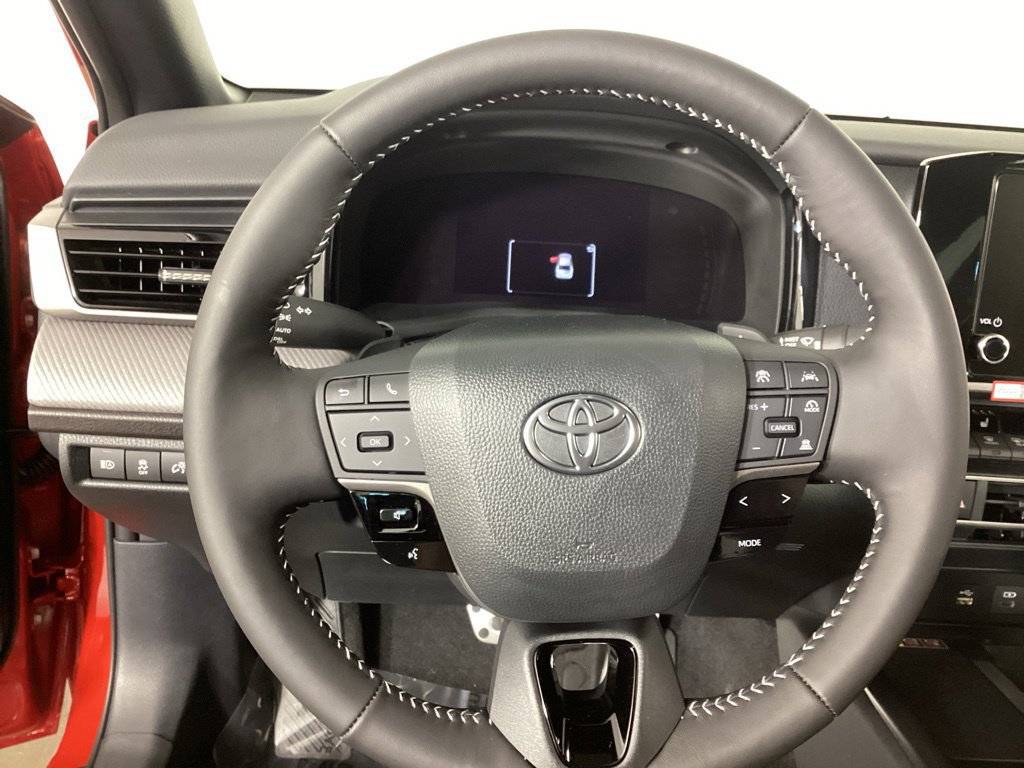 Used 2026 Toyota Camry SE w/ Convenience Package FWD image 15