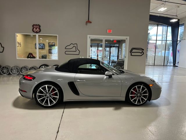 Used 2017 Porsche 718 Boxster S image 37