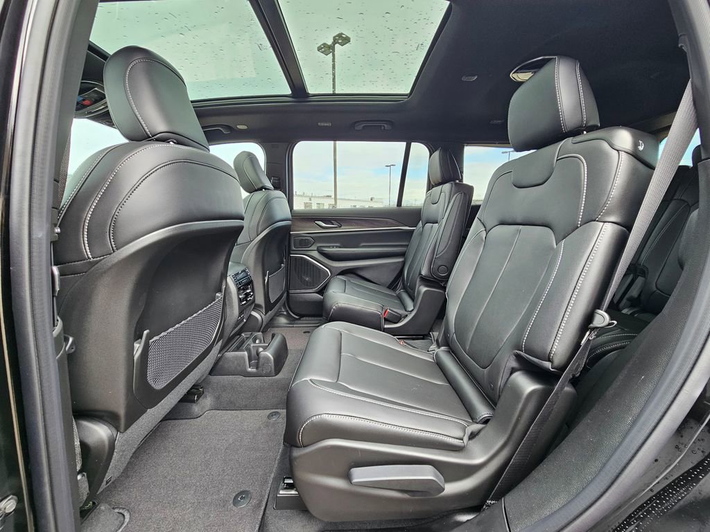 New 2026 Jeep Grand Cherokee L Limited image 29