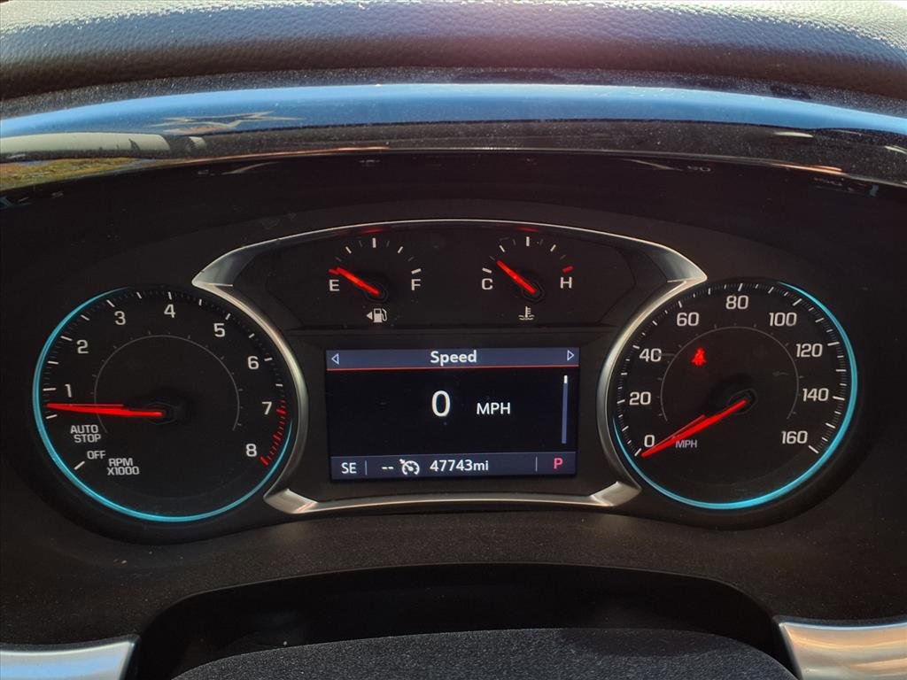 Used 2021 Chevrolet Traverse LT image 20