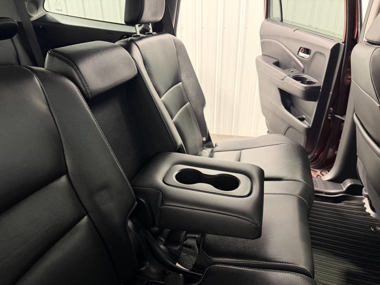 Used 2019 Honda Pilot Touring image 18