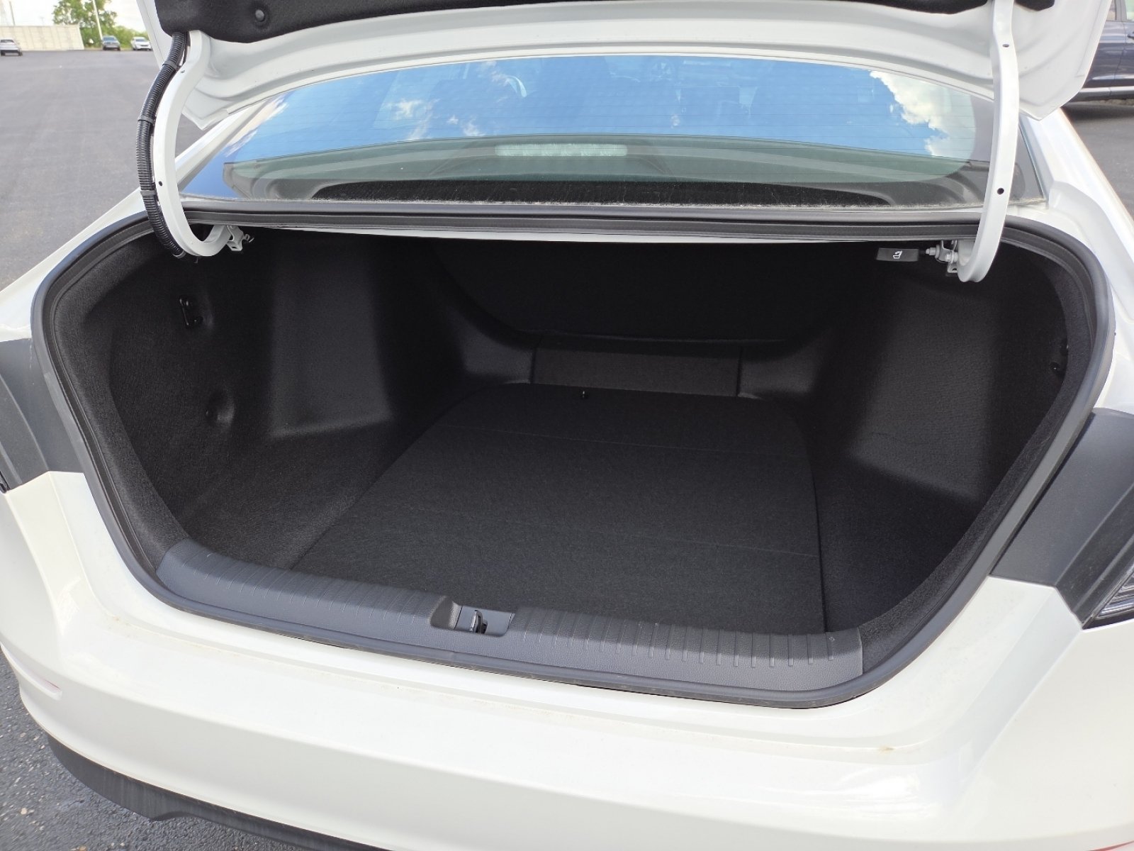 New 2026 Honda Accord LX image 17