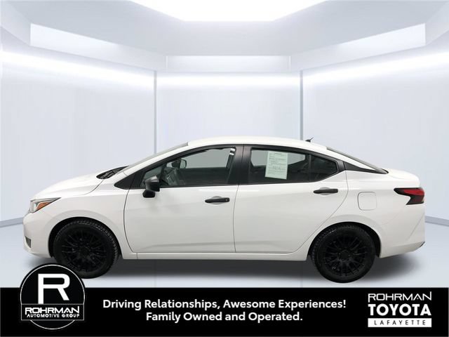 Used 2024 Nissan Versa S FWD image 3