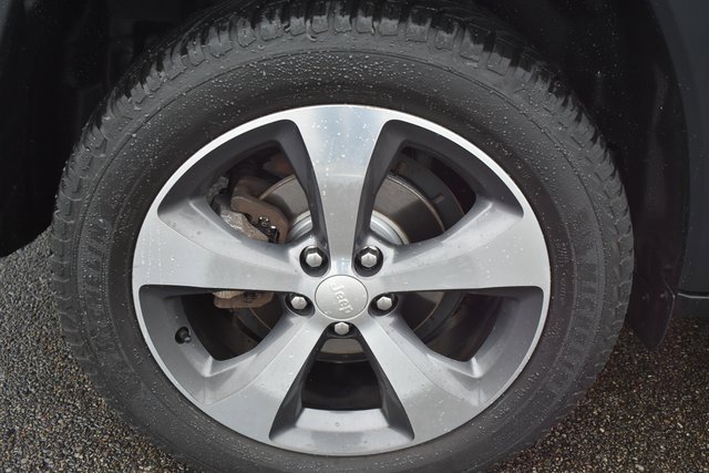 Used 2019 Jeep Cherokee Limited image 47