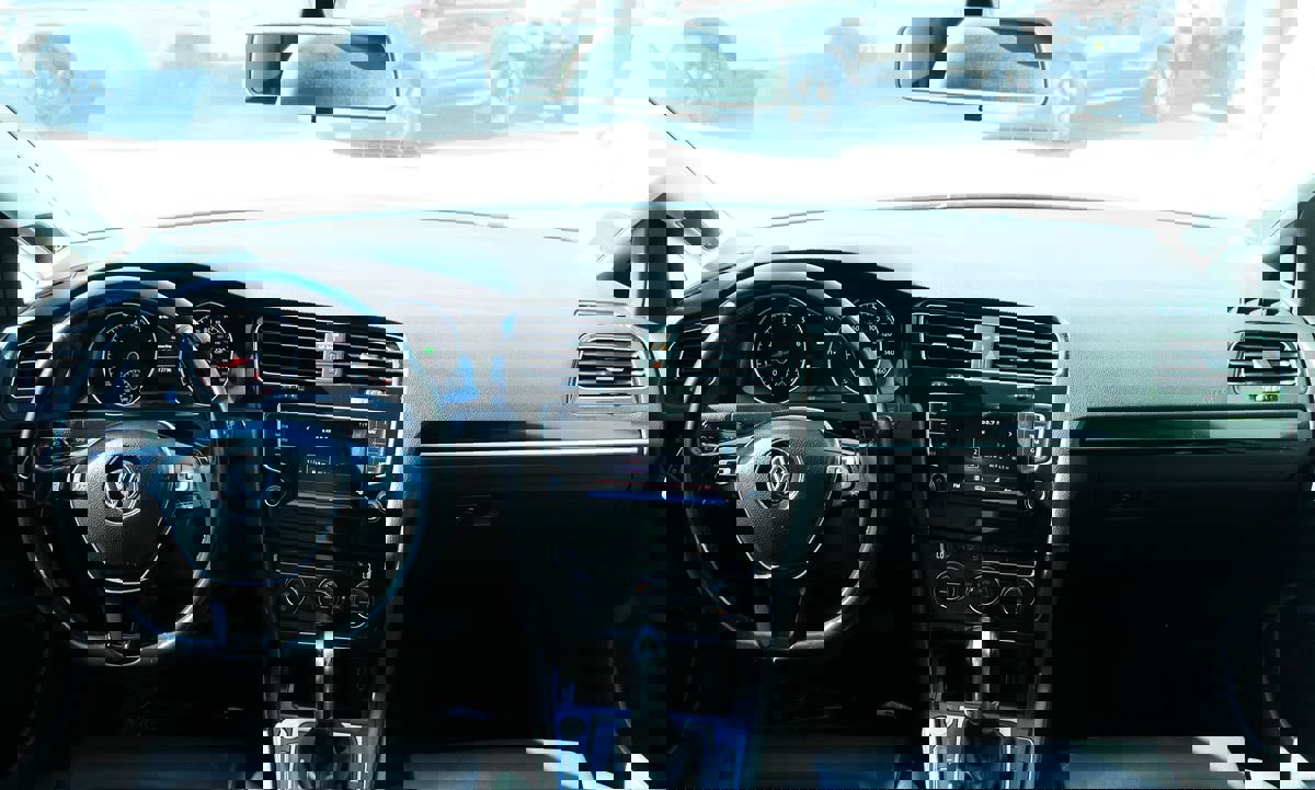 Used 2015 Volkswagen Golf SEL w/ Lighting Package (SEL) image 31