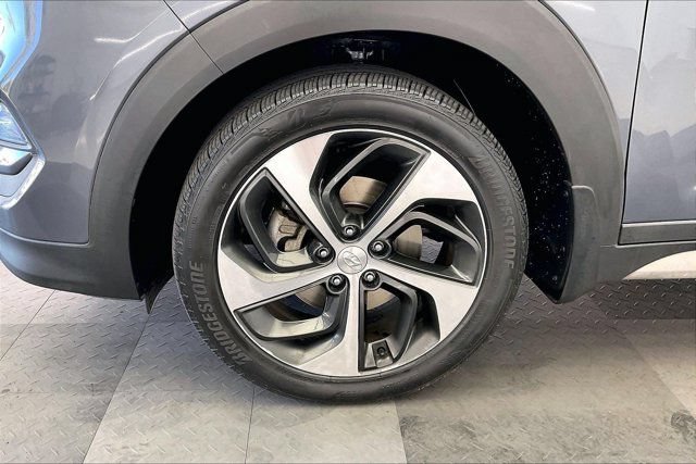 Used 2017 Hyundai Tucson Value AWD/4WD image 8