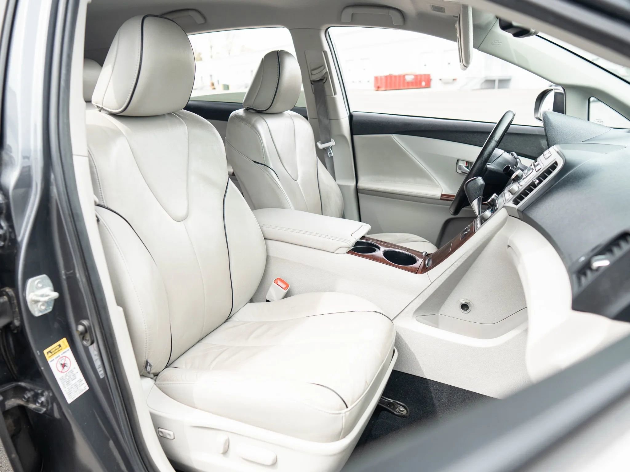 Used 2009 Toyota Venza AWD image 15