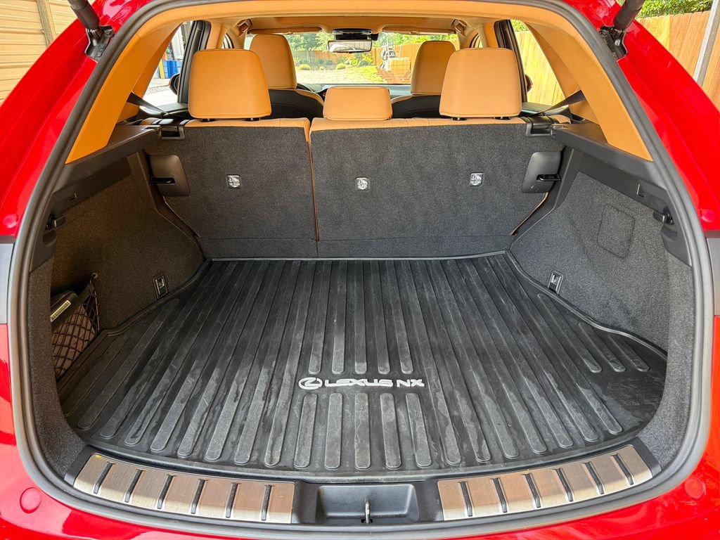 Used 2025 Lexus NX 350h AWD w/ Accessory Package (2T) image 33