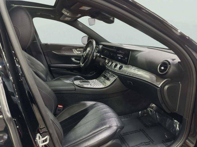 Used 2021 Mercedes-Benz E 350 4MATIC Sedan image 42