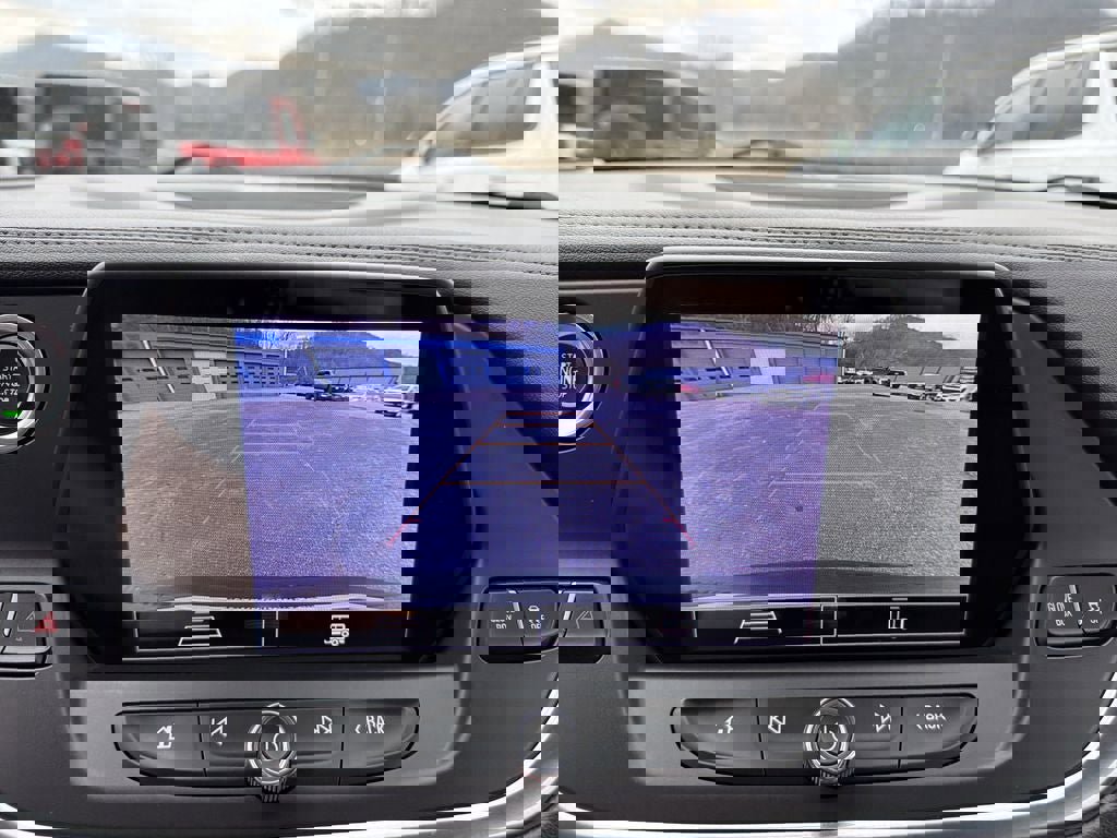 Used 2022 Chevrolet Blazer LT image 26