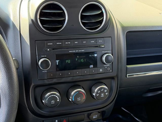 Used 2012 Jeep Compass Sport image 17