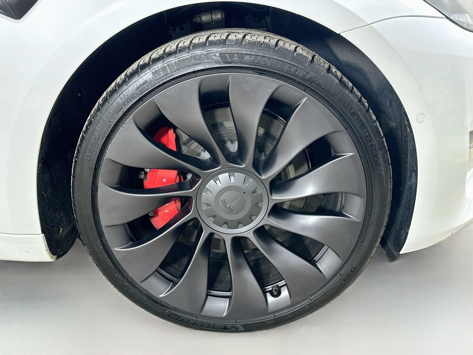 Used 2022 Tesla Model 3 Performance AWD/4WD image 10
