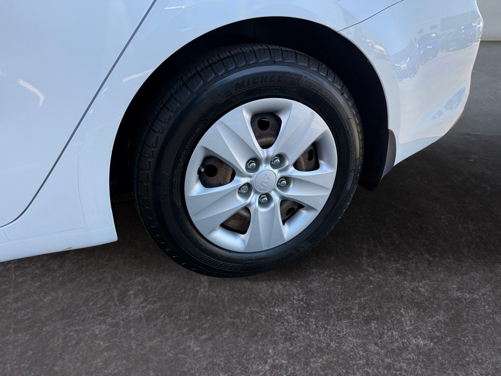 Used 2017 Kia Forte LX w/ LX Popular Package FWD image 14
