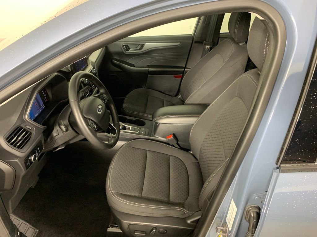 Used 2023 Ford Escape Active image 27