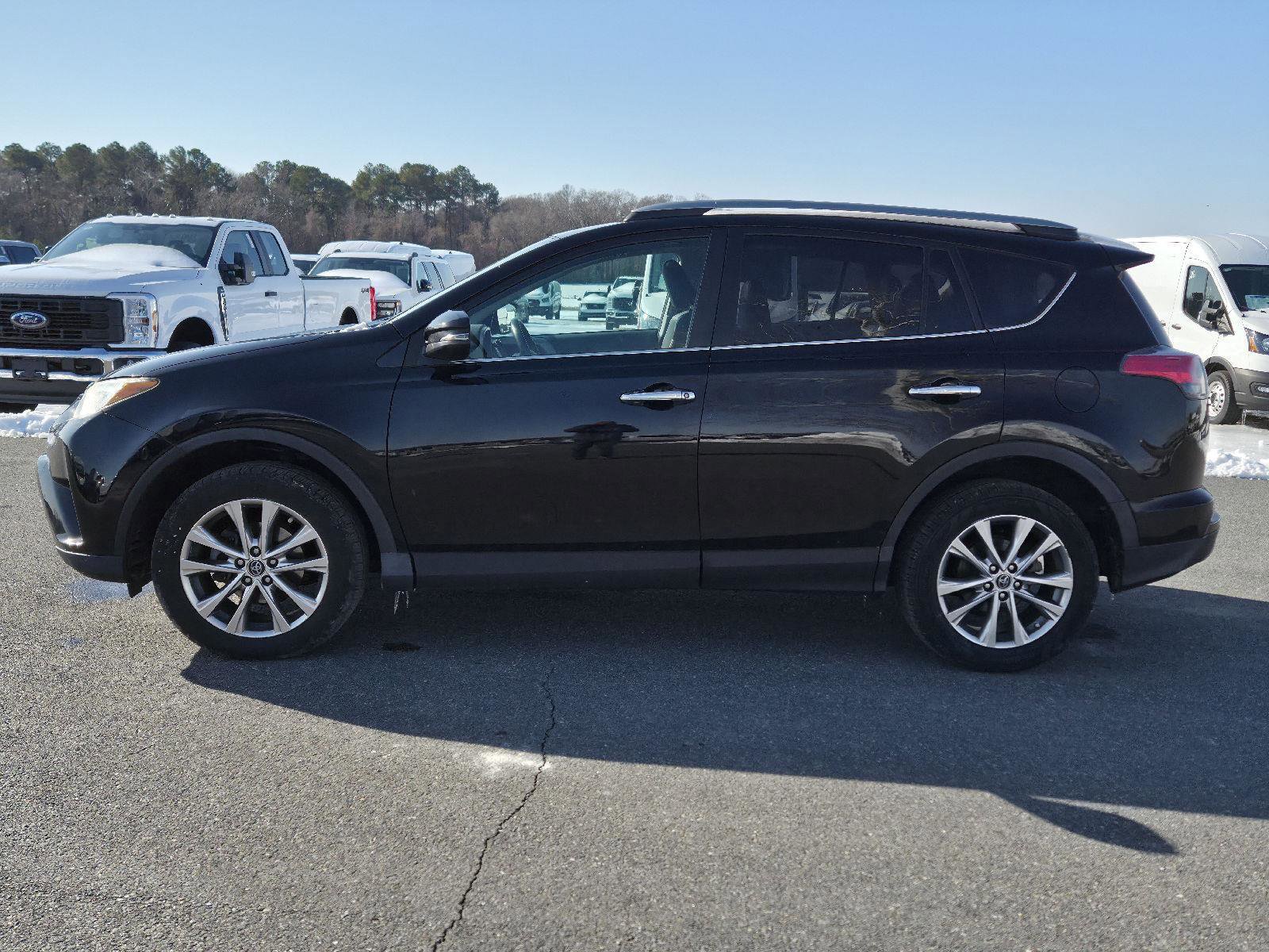 Used 2018 Toyota RAV4 Limited w/ All Weather Liner Package image 8