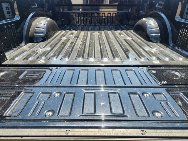 Used 2025 Ford F250 Platinum image 33