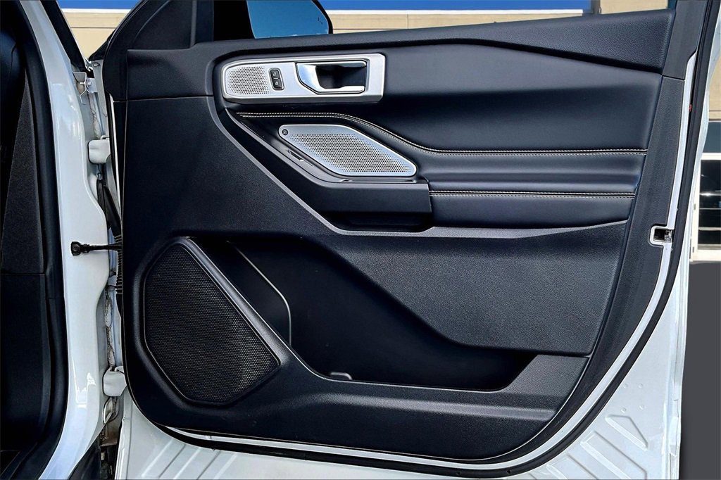 Used 2020 Ford Explorer ST w/ Premium Technology Package image 29