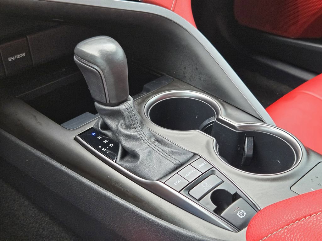 Used 2023 Toyota Camry XSE FWD image 9