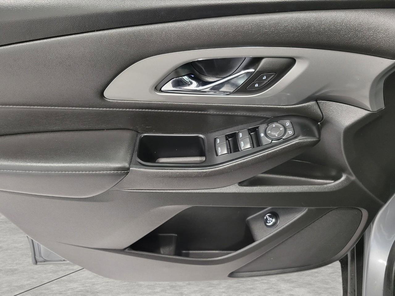 Used 2023 Chevrolet Traverse LT w/ LPO, Floor Liner Package AWD/4WD image 27