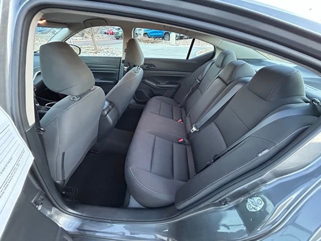 Used 2024 Nissan Altima 2.5 SV image 24