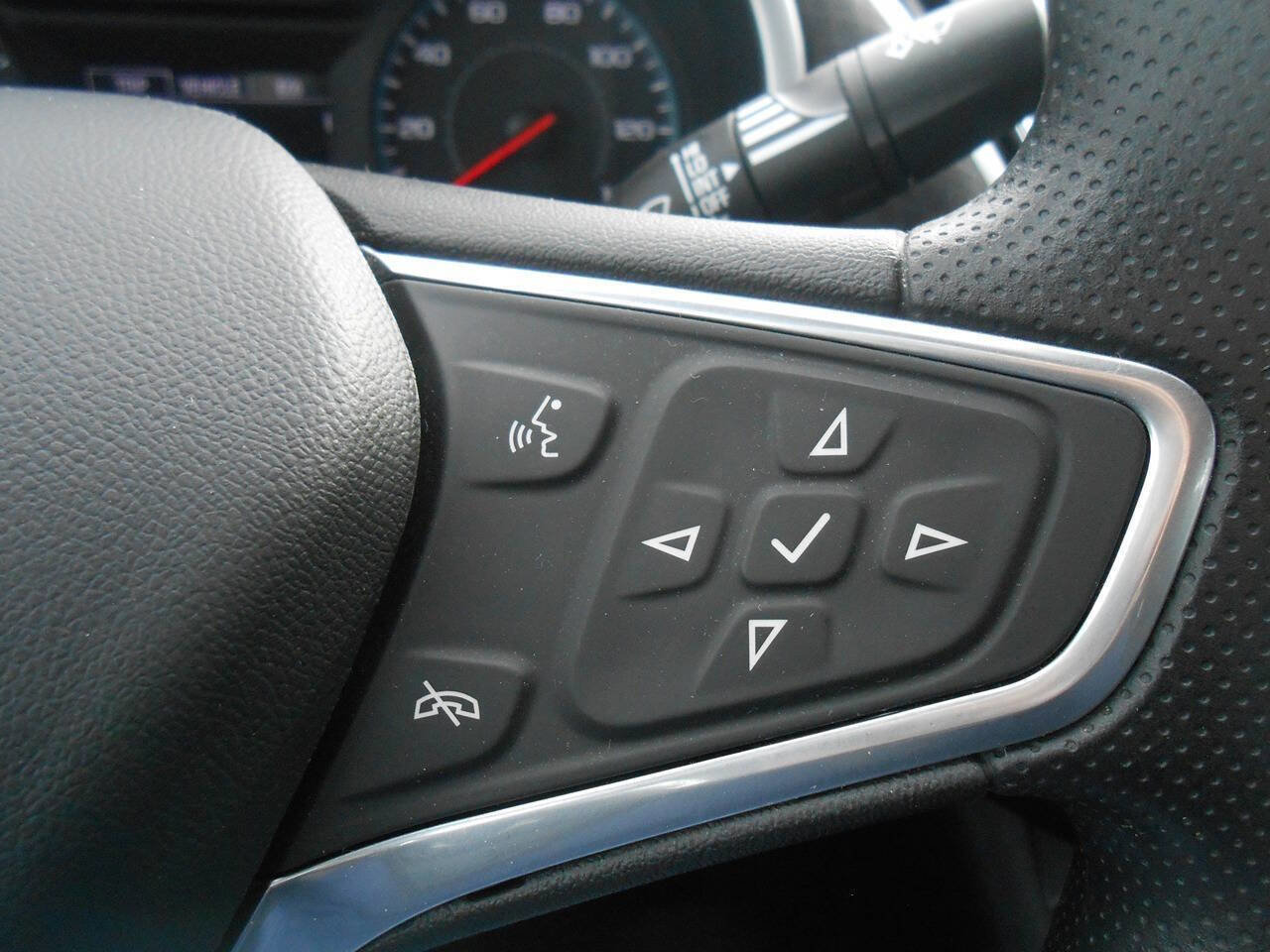 Used 2022 Chevrolet Malibu LT FWD image 16