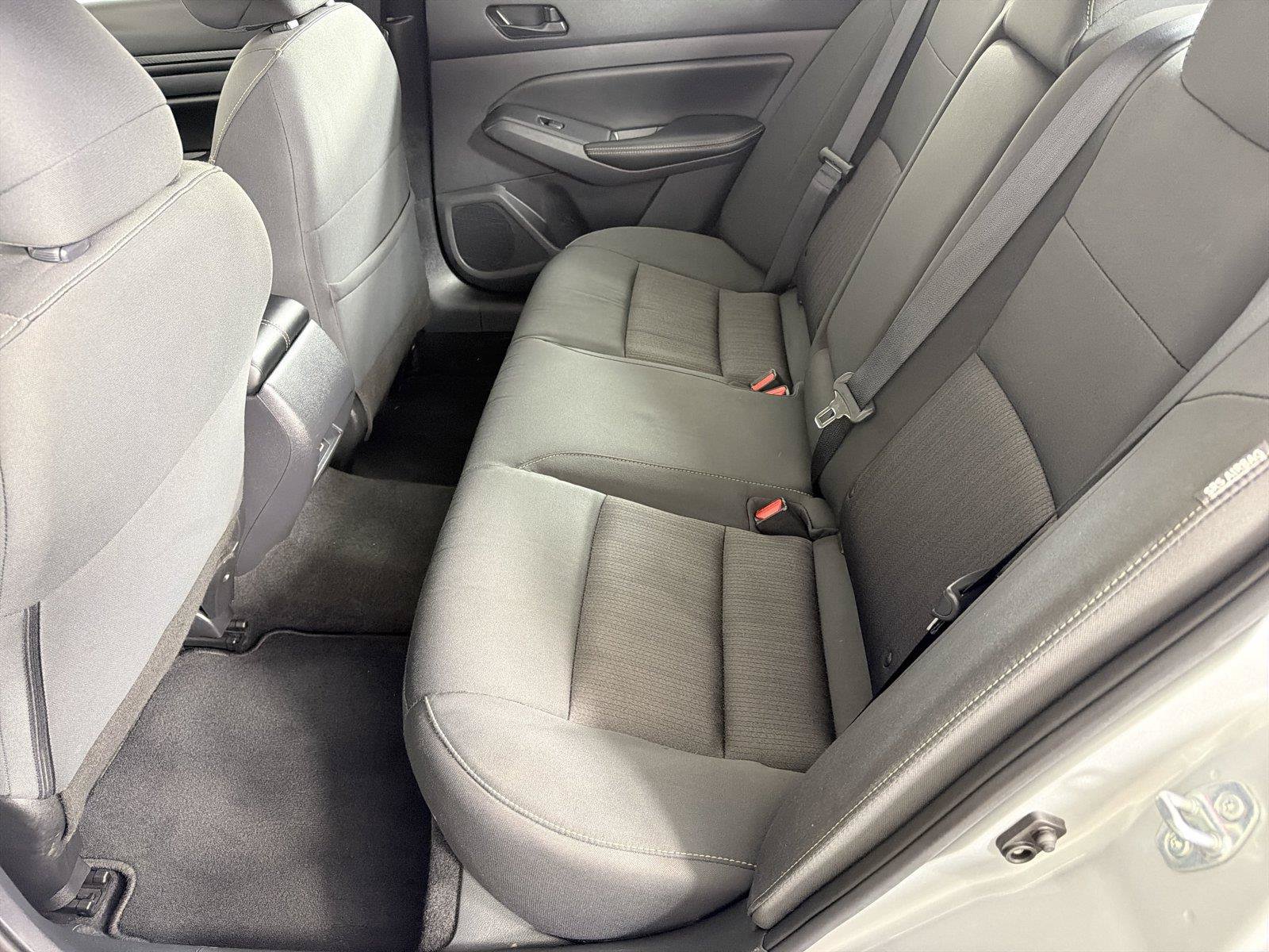 Used 2025 Nissan Altima 2.5 SV FWD image 18
