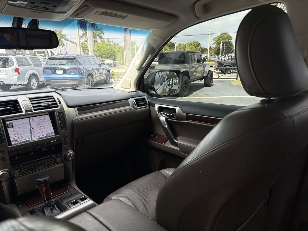 Used 2012 Lexus GX 460 w/ Comfort Plus Pkg AWD/4WD image 11