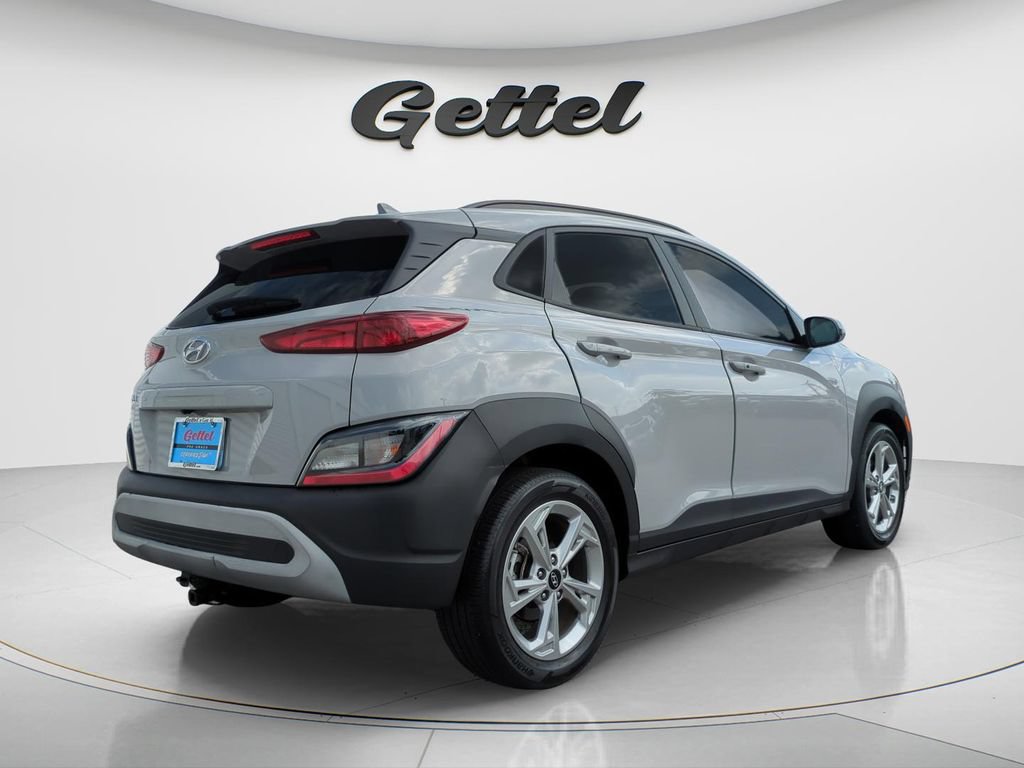 Used 2023 Hyundai Kona SEL w/ Cargo Package FWD image 5