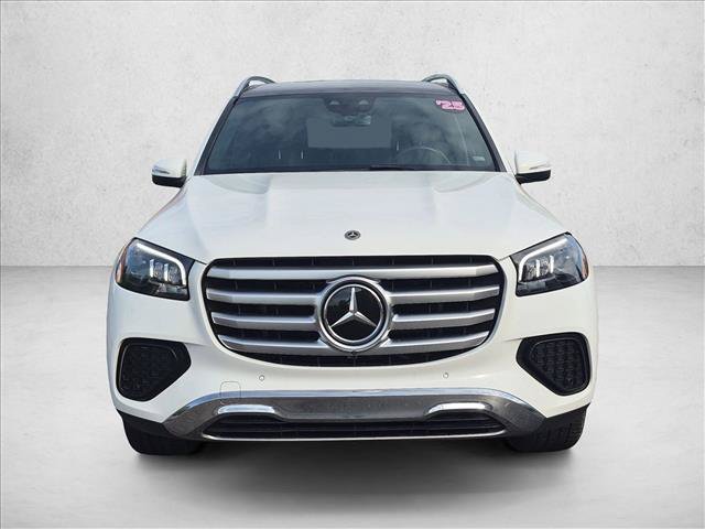 Used 2025 Mercedes-Benz GLS 450 4MATIC image 2
