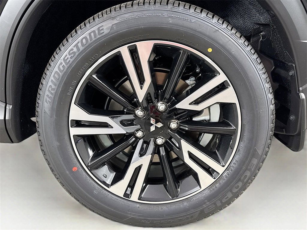 New 2026 Mitsubishi Eclipse Cross SE image 30