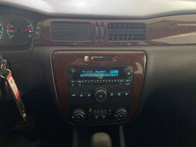 Used 2009 Chevrolet Impala LT FWD image 39