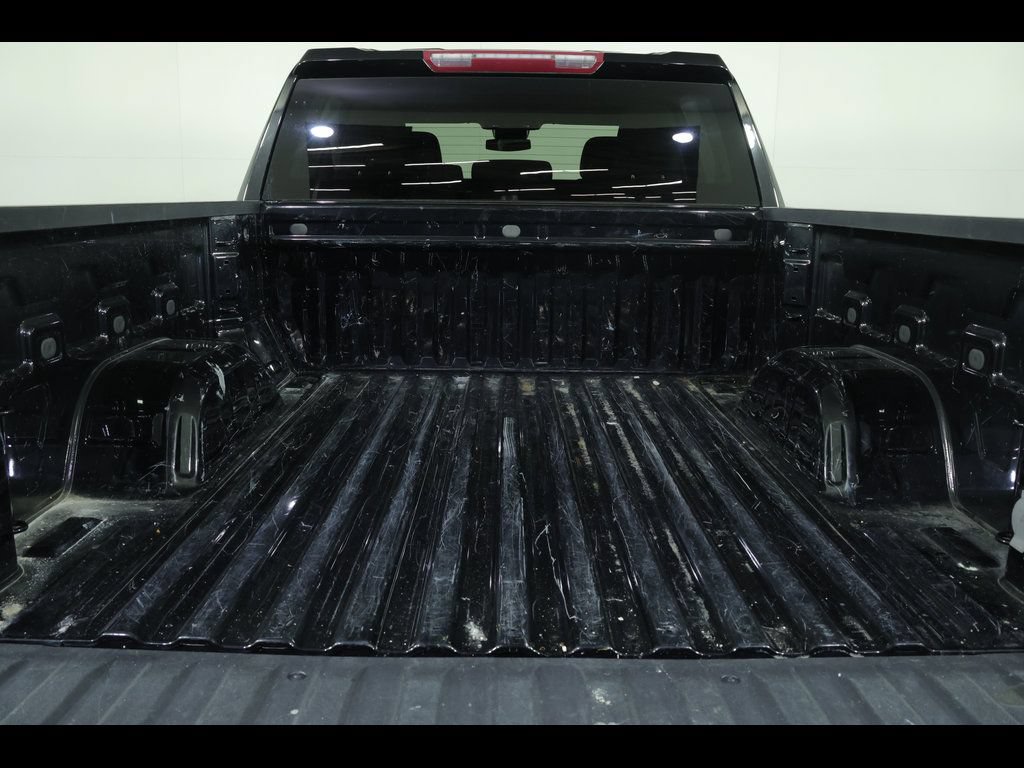 Used 2023 GMC Sierra 1500 SLE AWD/4WD image 19